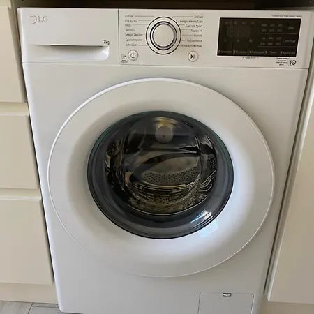 Ada لا سبيتسْيا